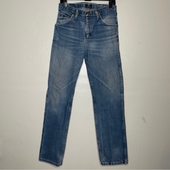 Wrangler Denim - VINTAGE HIGH RISE WRANGLER LIGHT WASH STRAIGHT FIT JEANS 30x34